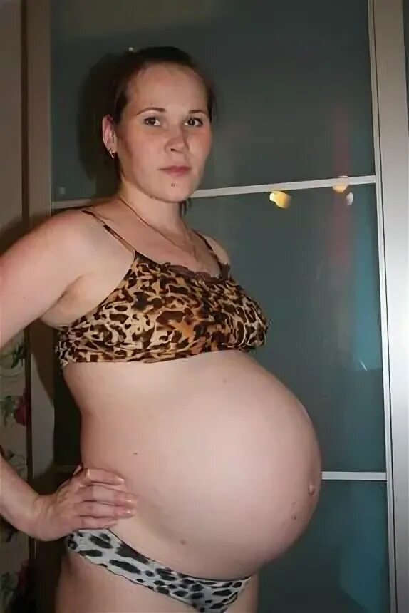 Первая беременность в 37. Живот на 37 неделе беременности. 37 Неделя беременности двойней. Живот на 37 неделе беременности двойней.