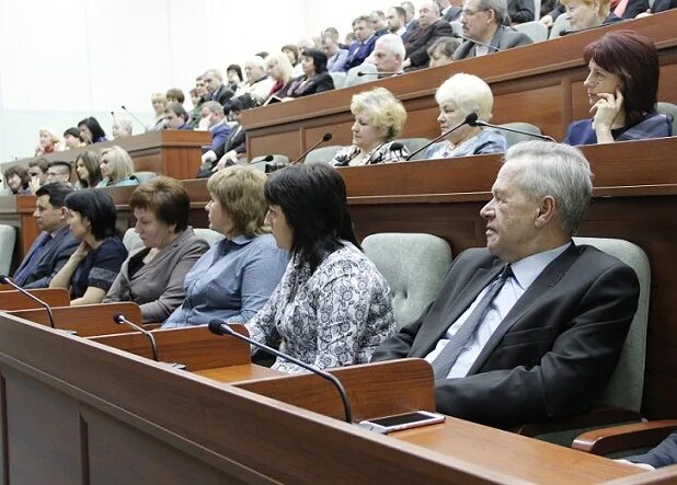 Сайт администрации бутурлиновского муниципального. Сайт Бутурлиновской администрации. Сайт администрации Бутурлиновского района. Бутурлиновский муниципальный район. Бутурлиновский суд Воронежской области.