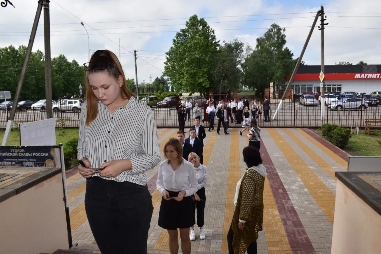 Школа 7 каневская лицей. Школа 7 каневская лицей. Лицей каневская. Школа в каневской лицей. Школа лицей каневская.