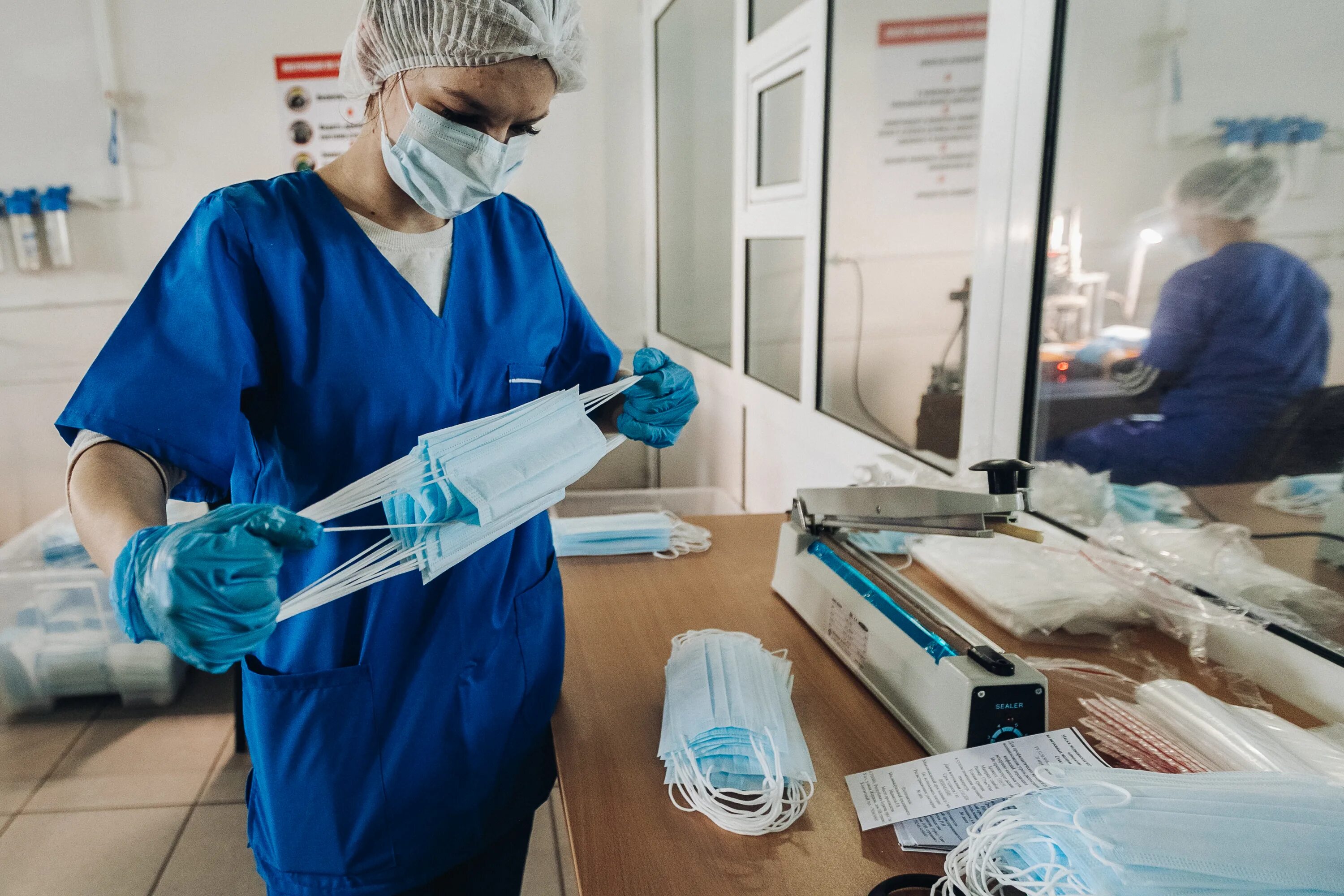 Здравмедтех. Производство одноразовой медицинской. Производство одноразовой медицинской. Оборудование для производства ваты медицинской. Завод по выпуску медицинских.