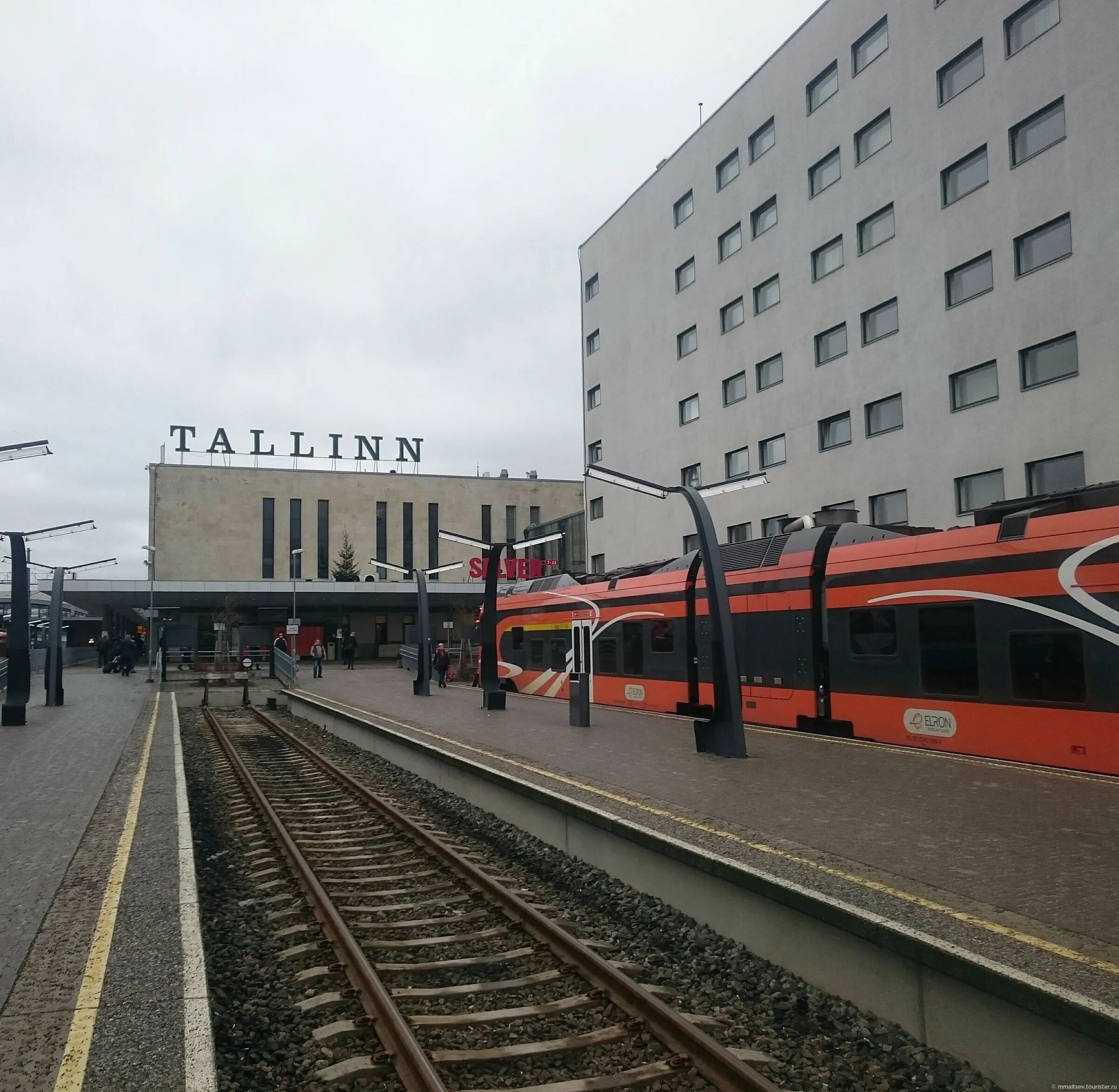 Baltic shuttle таллинн санкт петербург. Балтика таллинн. Автобус питер таллин. Таллин автобус. Балтика таллинн.