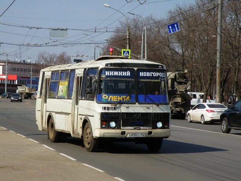73 автобус нижний. Маршрутка едет. Автобус номер 1. Автобус Нижний Новгород. Автобус 318 Нижний Новгород.
