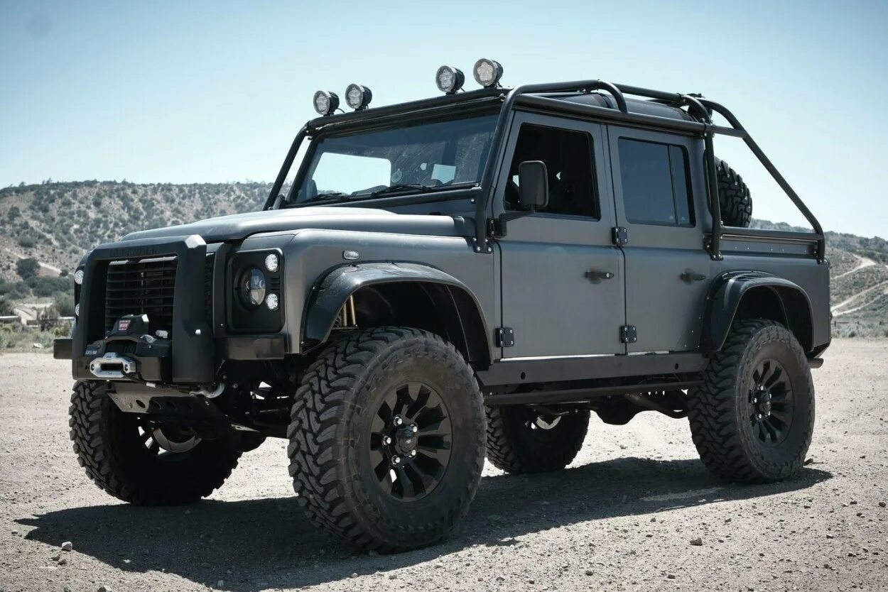 Defender 100dl. Land Rover Defender 110 off Road. Land Rover Defender 110 off Road Tuning. Land Rover Defender 130 off-Road. Land Rover Defender off Road.