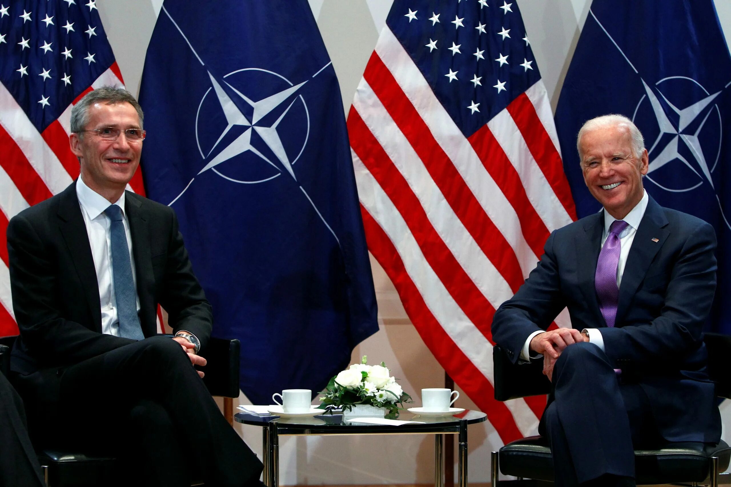 Йенс Столтенберг и Джо Байден. Байден Столтенберг НАТО. Джо Байден НАТО. НАТО Столтенберг и США Байден. Выступления нато