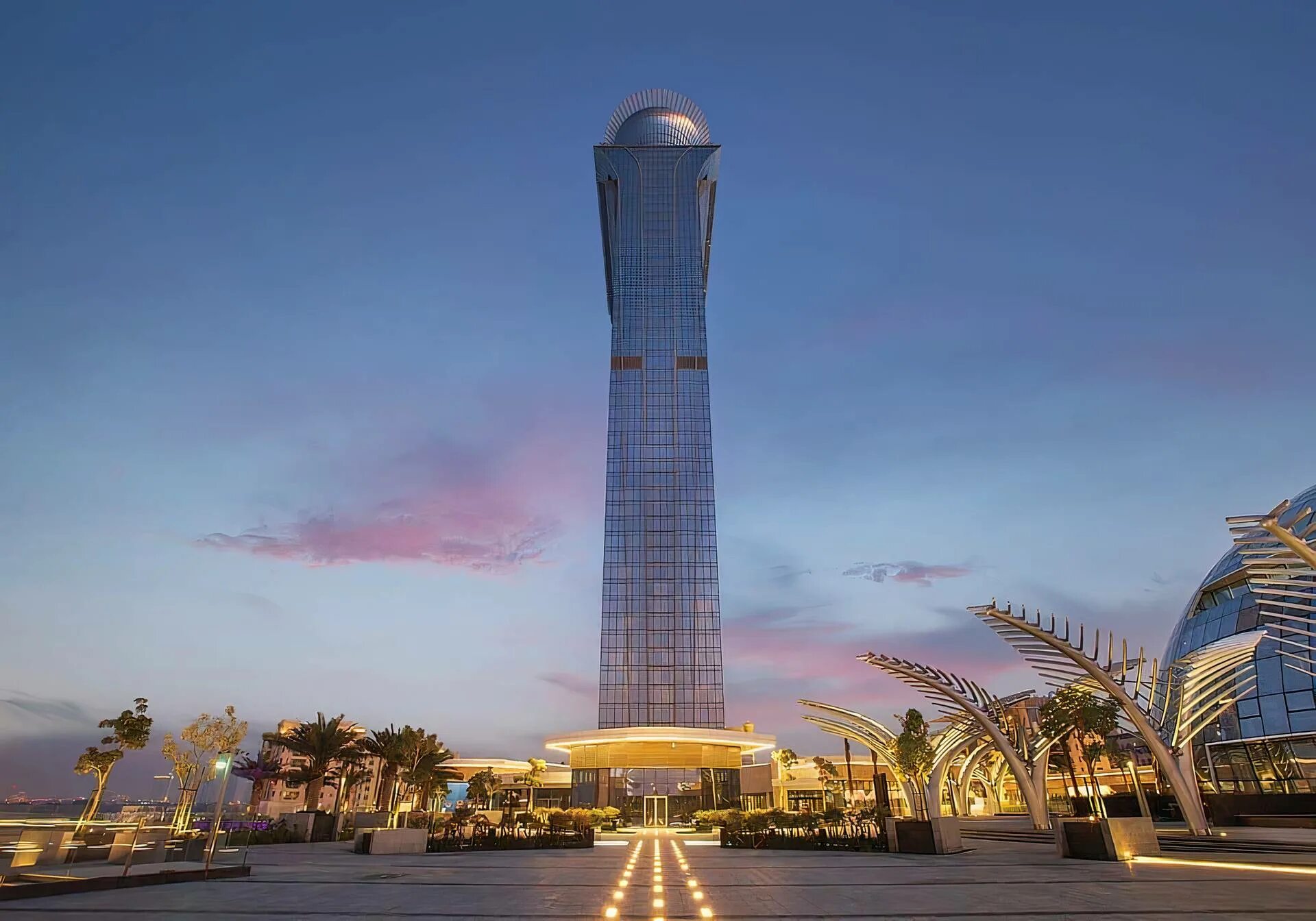 Башня Нахиль Дубай. Палм Тауэр Дубай. Дубай товерс Дубай. Palm Beach Tower Дубай. Можно жить в дубае
