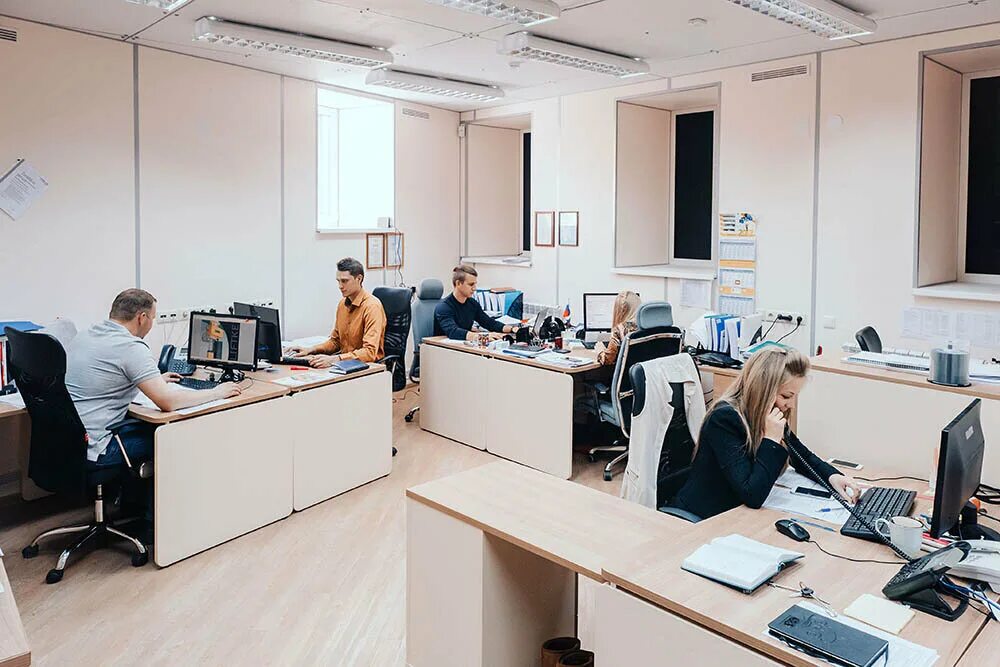 Поможем купить квартиру вашей мечты. Надежные агентства москвы. Сотрудники компании этажи. Надежные агентства москвы. Imagine group.