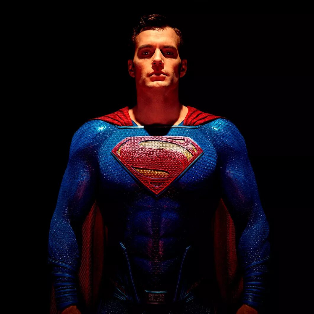 Люди которые стали героями. Superman Ganru kawel. Henry Cavill Superman. Henry Cavill Супермен.