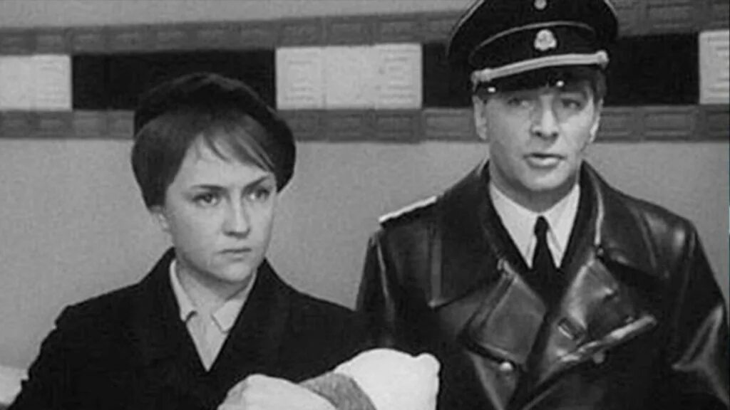 Радистка кэт кто. Радистка кэт кто. 17 мгновений весны радистка кэт. Радистка кэт 17 мгновений весны актриса. Радистка кэт кто.