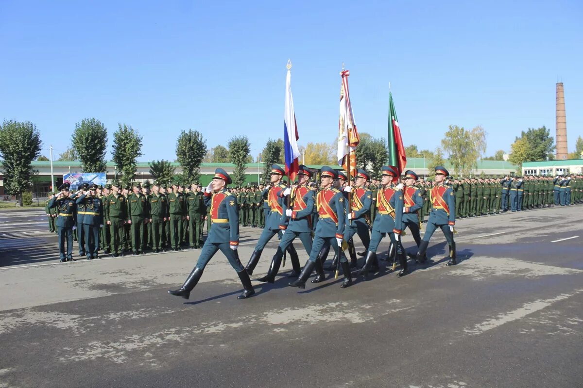Казанское высшее военное командное училище. Казанское высшее военное командное училище