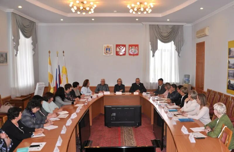 ставрополь. комитет финансов и бюджета ставрополя. депутат аркадий новороссийск. комитет финансов и бюджета ставрополя. комитет финансов и бюджета администрации города ставрополя.