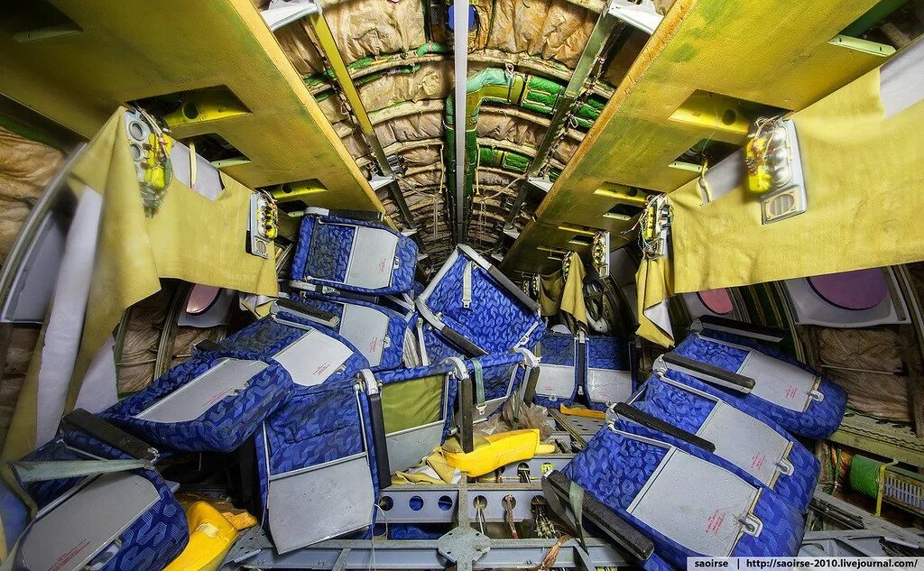 Авиаперевозки грузов. Безопасность полетов. Викторвилль калифорния кладбище самолетов. Списанные самолеты в пустыне. Подготовка самолета к вылету.