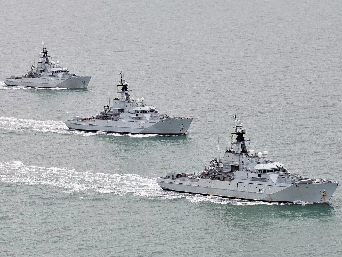 River class. Ривер-class offshore patrol vessel. современные ракетные катера. британские ракетные катера для украины. патрульный корабль.