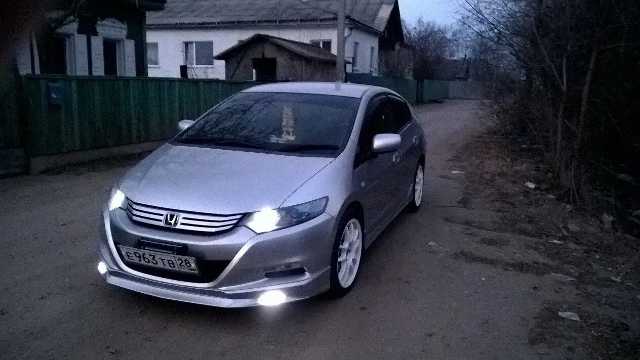 Бампер инсайт. ДХО Honda Insight. Honda Insight 2009 ПТФ. Ходовые огни Хонда Инсайт. ДХО Хонда стрим 2.