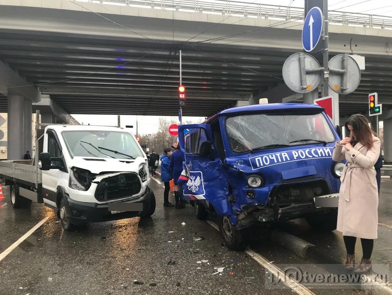 Происшествия часа сегодня россии. Аварии с машинами почта России.