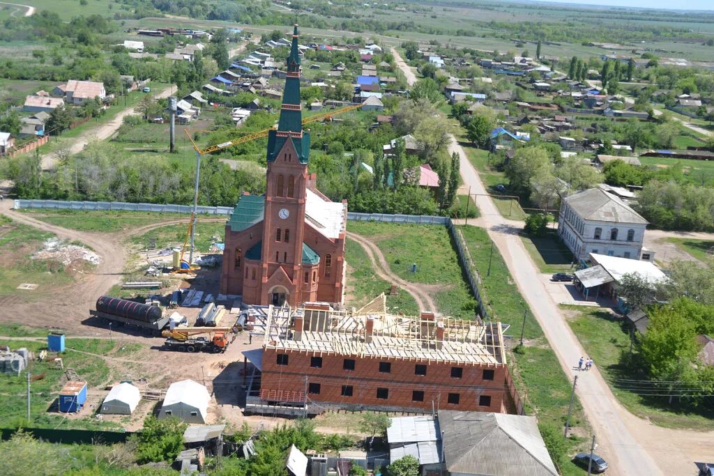 Поселки саратовской области. Зоркино Марксовский район Саратовская. Село Зоркино Марксовского района. Село Зоркино Саратовская область. Церковь Подлесное Марксовский район.