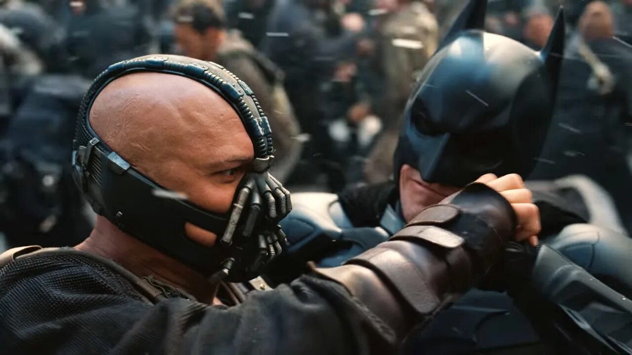 Темный рыцарь нолана. Темный рыцарь: Возрождение легенды / the Dark Knight Rises (2012). Бэтмен тёмный рыцарь Возрождение. Кристофер Нолан темный рыцарь.