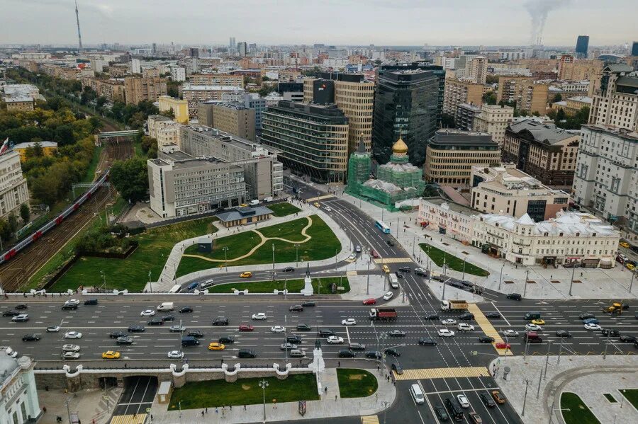 Площадь тверской заставы фото. Белорусский вокзал площадь Тверская застава. Площадь белорусского вокзала в Москве. Белая площадь. Площадь Тверской заставы. Площадь белорусского вокзала панорама.