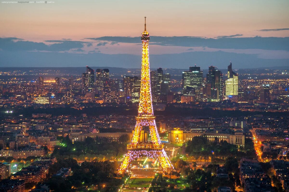 Paris in a Day with Louvre, Eiffel Tower, City Walk & Cruise
