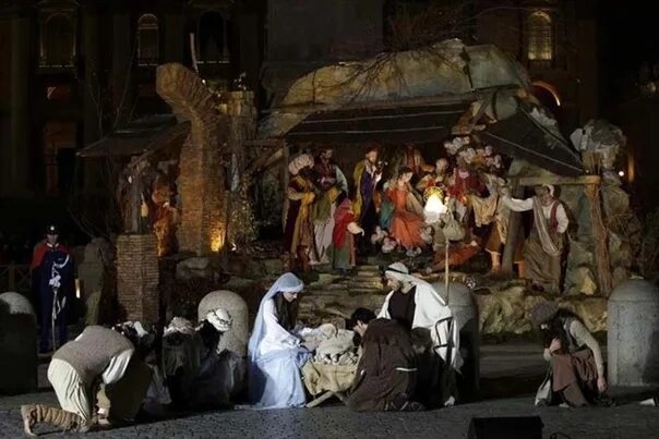 Вертеп поклонников порки. Дева мария и иосиф вертеп. Вертеп поклонников порки. Вертеп поклонников порки спанкинг. Наказание детей розгами.