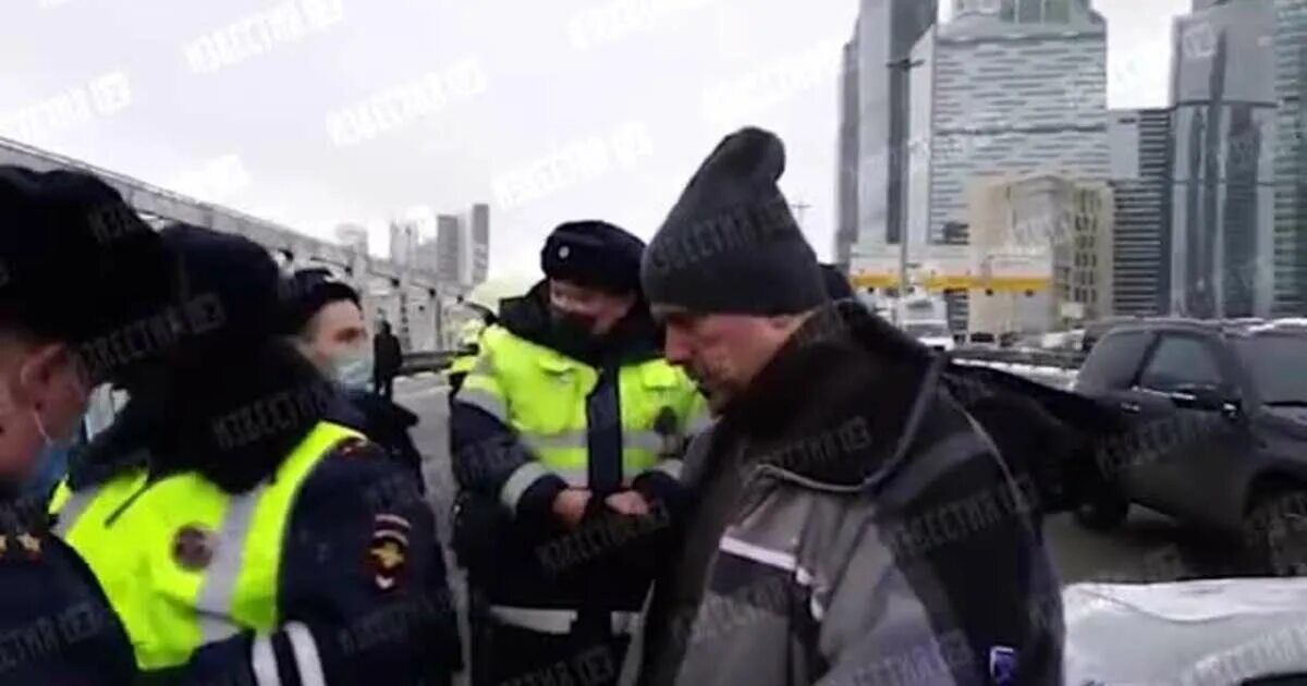 61899 пожар. Дом наркомтяжпрома на сухаревской. Москва 21 12 12. Москва 21 12 12. Световые столбы над белгородом 4 октября.