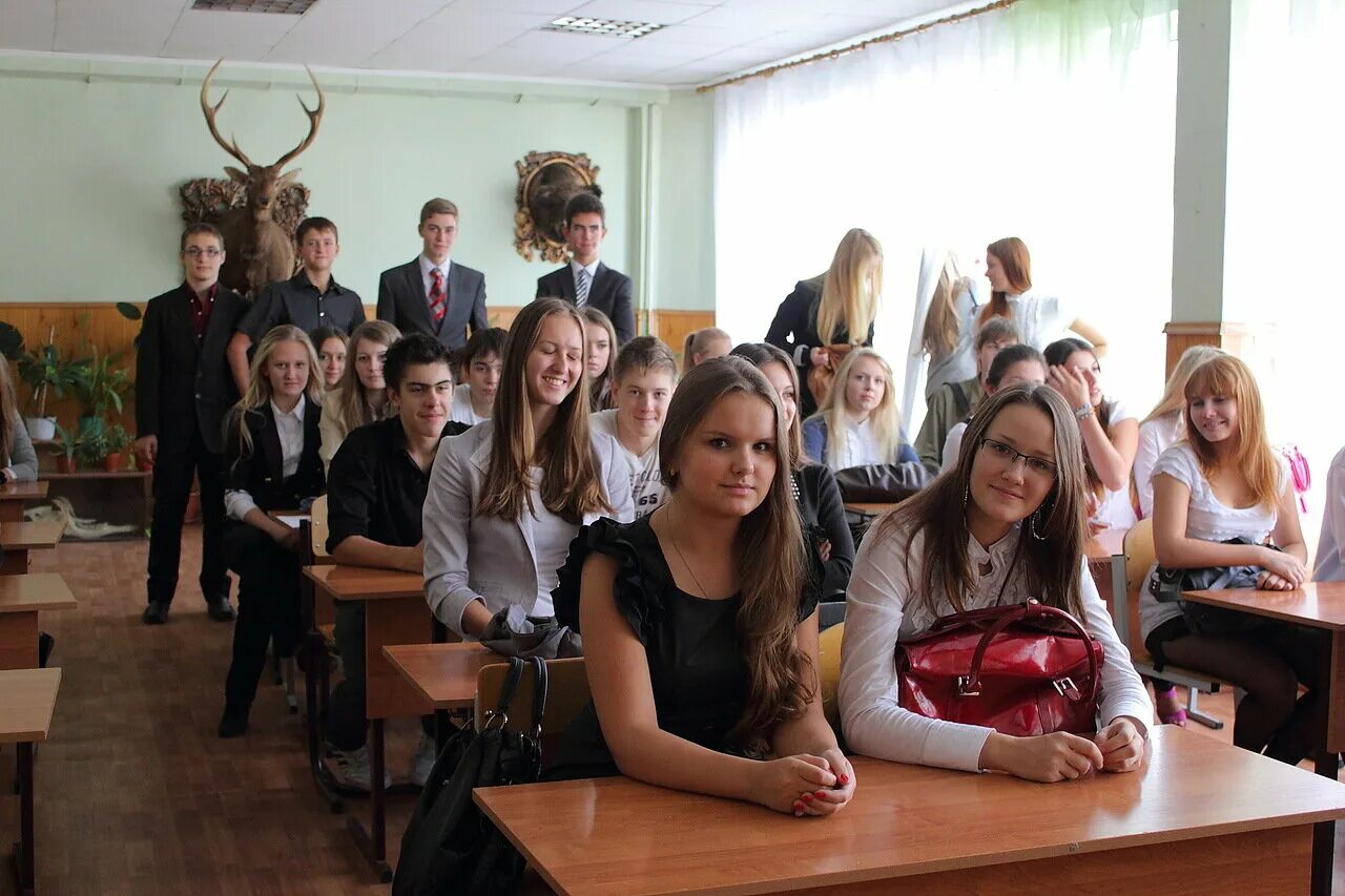 В чем пойти на день учителя. День дублера заречный 2007 год. день дублера картинки. день дублера астрахань. день дублера магадан.