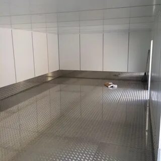 Пола камера
