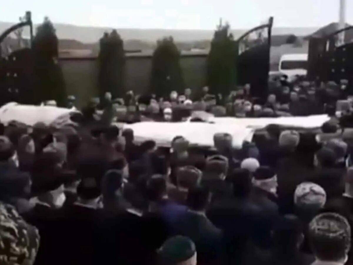 Смерть султанат нукеновой что произошло. Похороны эльджаркиева в Ингушетии. Похороны в Ингушетии ритуал.