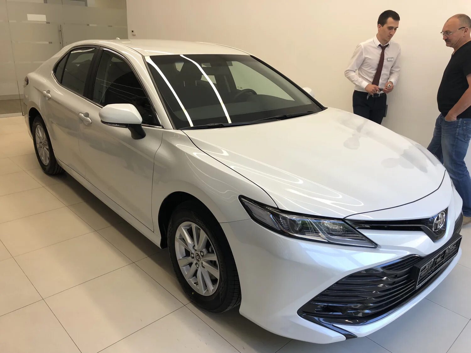 Toyota Camry 2. Toyota Camry 2.5. Toyota Camry 2.2. Toyota Camry 2018 2.4. Камри купить дилер