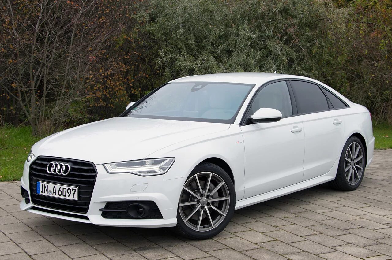 Автомобиль audi a6. Ауди а6 белая. Audi a6 2017. Audi a6 2016. Ауди а6 2016.