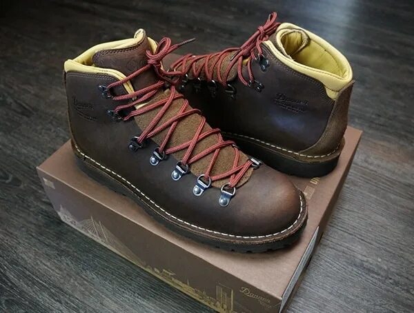 Хайкеры Danner. Danner Light II. Danner 170747. Ботинки Danner Mountain. Ботинки реплика