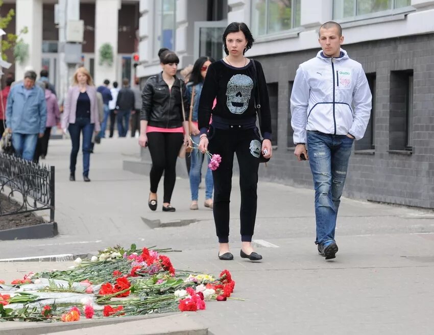 15 апреля 2013. Стрельба в Белгороде Помазун. 22.04.2013 Трагедия в Белгороде. 22 Апреля 2013 Белгород трагедия. Белгород 2013.