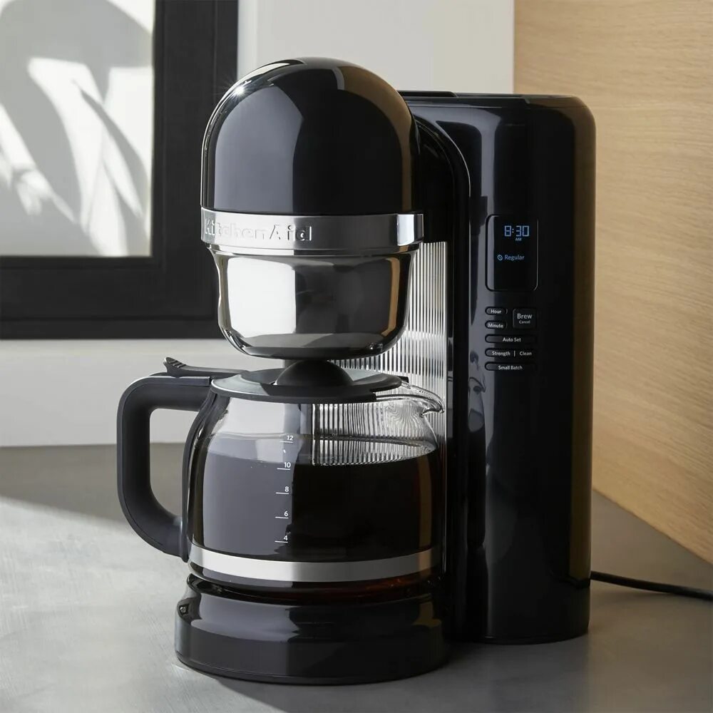 Кофеварка homeclub. Coffee maker. Кофеварка homeclub basic cm1091da-cb. 5 л. Кофеварка homeclub cm5409-cb.