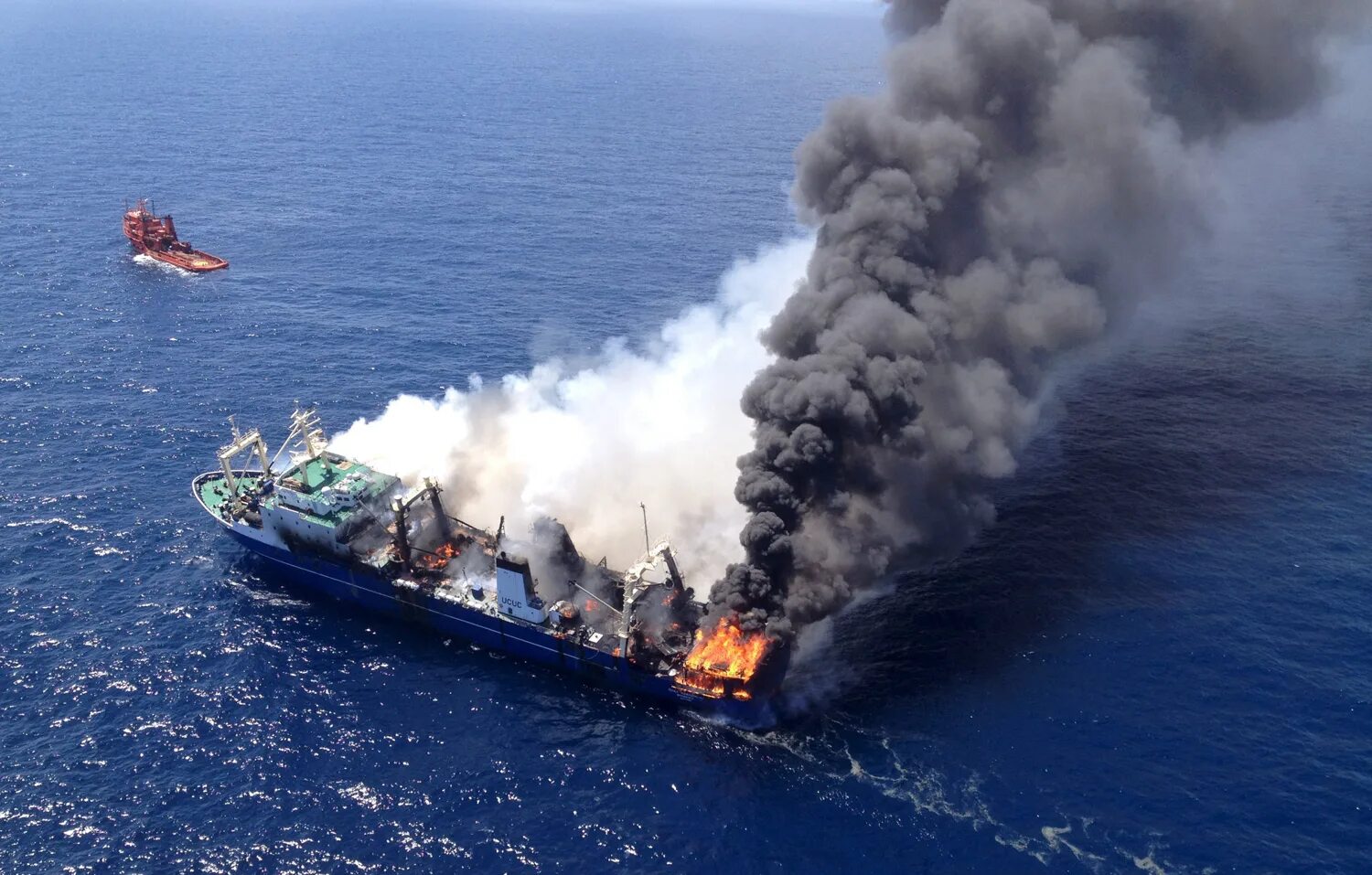 Катастрофы на водном транспорте. Аварии на морском и речном транспорте. Выборг короленко пожар. Аварии на водном транспорте. Пожары на судах.