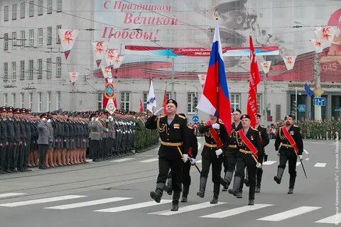Кто официально сделал 9 мая нерабочим днем