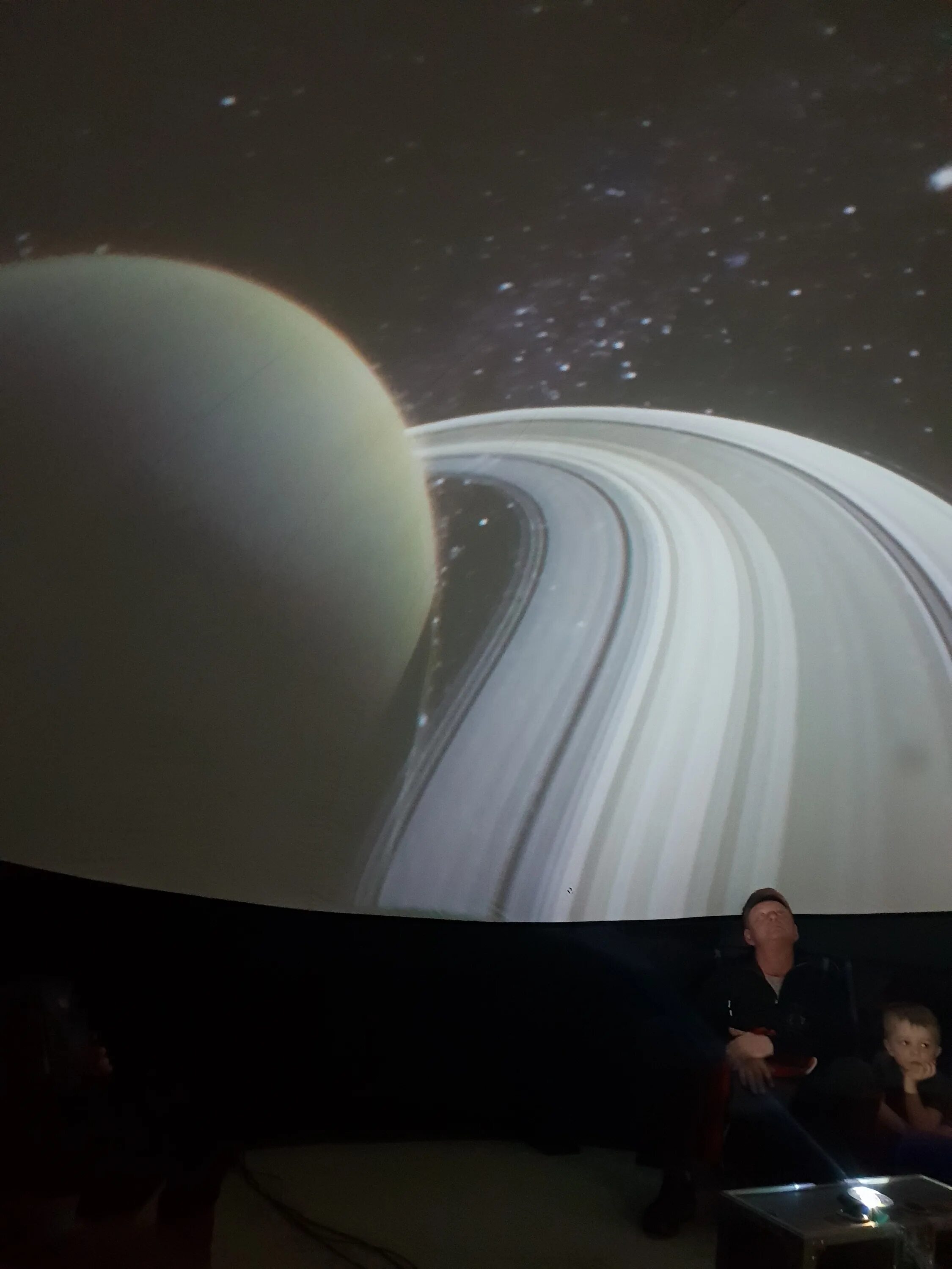 омский планетарий красный путь 155. планетарий герцена 58. омский планетарий красный путь 155. планетарий герцена омск. передвижной планетарий омск.