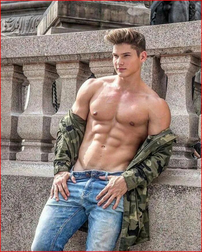 Накаченный пожарник. Пляжные модели мужчины. Теплые ребята. Австралийские пожарные мужчины. Молодые красавчики.