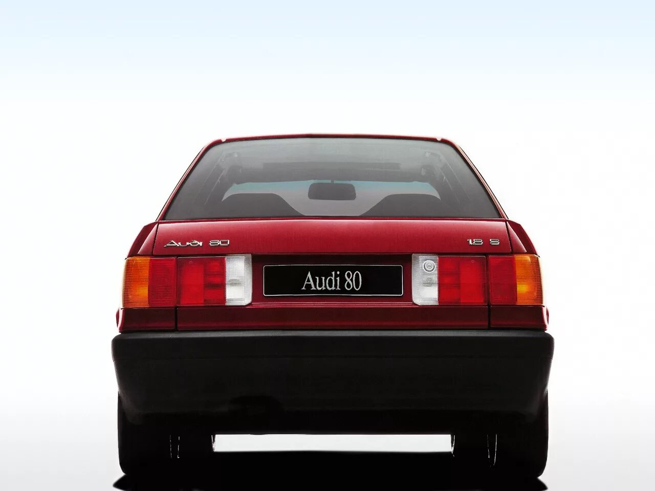 Ауди 80 б4 почему. Audi 80 b3. Audi 80 b3 и b4. Audi 80 IV. Audi, 80, b3 (1986–1991), седан.