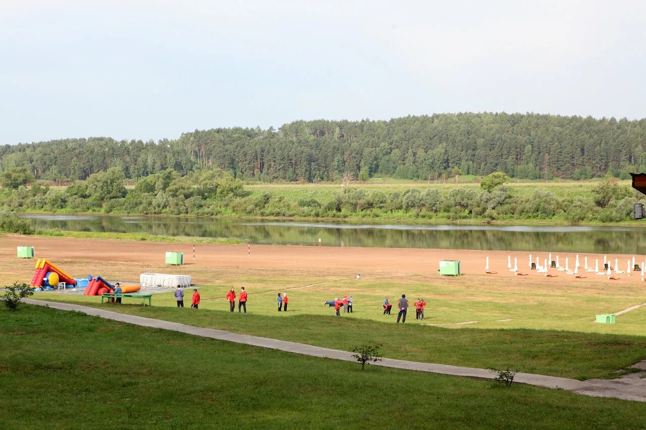 Бунырево алексинский район пляж. Пансионат шахтер бунырево. Пляж бунырево алексин. Тульская область алексинский район бунырево шахтер. Бунырево тула.