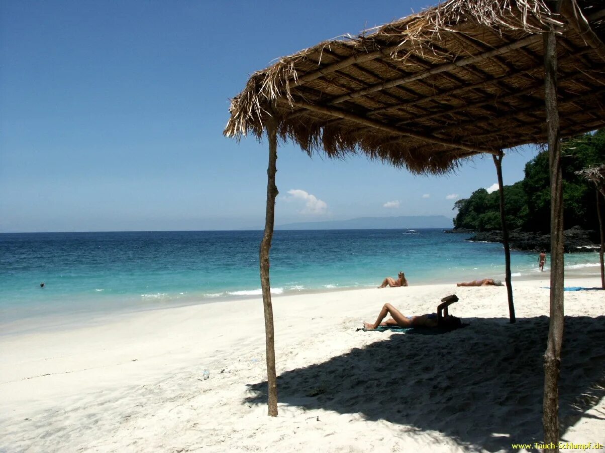 Паданг бай Бали. Вайт Сенд Бали. Пляж Бали White Sand. Bias Tugal Beach Бали.