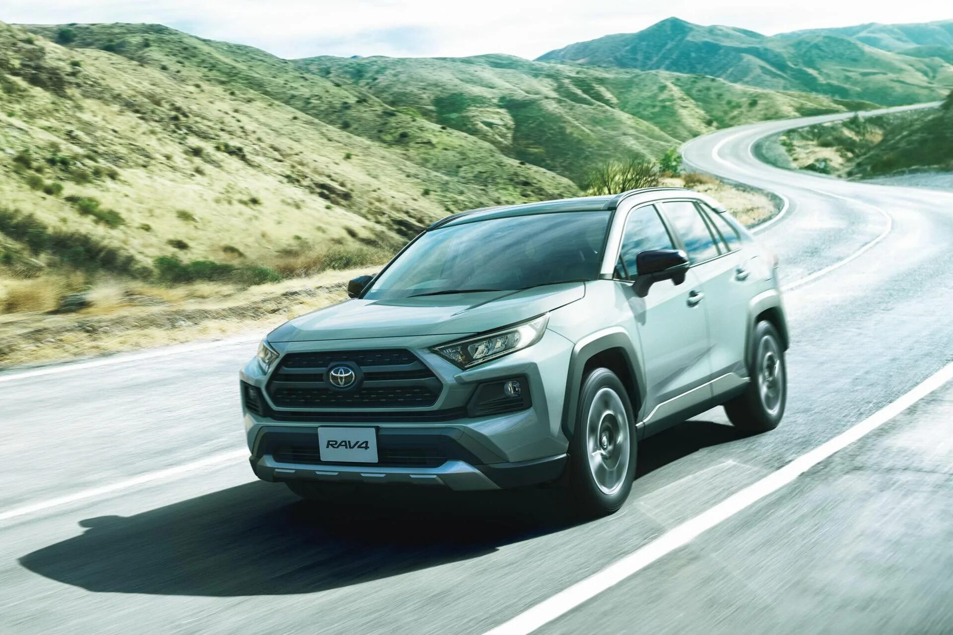 Новый тойота рав 4 2023. Toyota rav4 2023 рестайлинг. Toyota rav4 2023. Тойота рав 4 2023. Toyota rav4 2022.