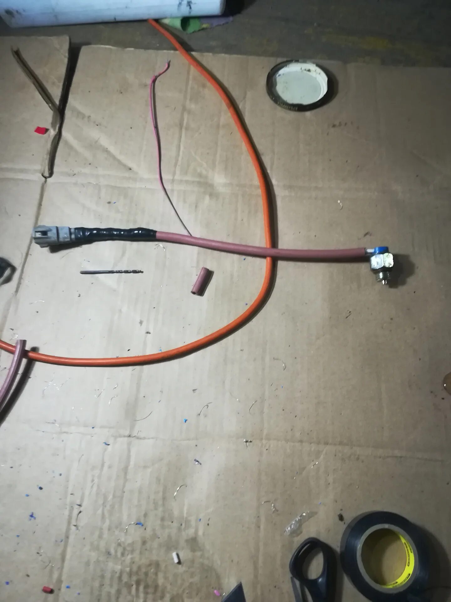 Клейка датчика 4вд. Jimny датчик включения полного привода. Датчик ускорения g-sensor. Опель фронтера б датчик полного привода. Датчик включения полного привода опель фронтера а.