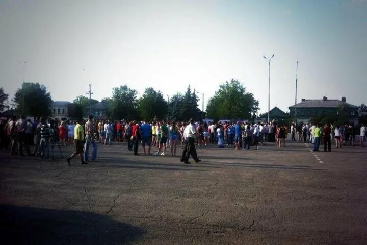 Митинги улан-удэ 2019. Митинг в казахстане январь 2022. Митинг в таджикистане. Волнения в баймаке сегодня. Кыргызстанцы народ на площади.