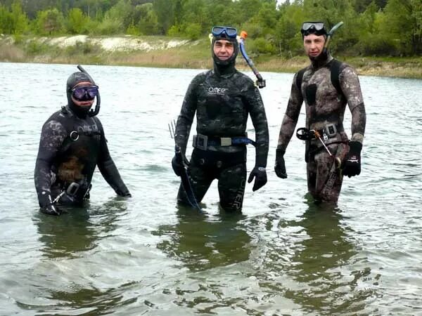 фото подводных охотников. подводная рыбалка. подводная охота девушки. место малафия. подводная рыбалка.