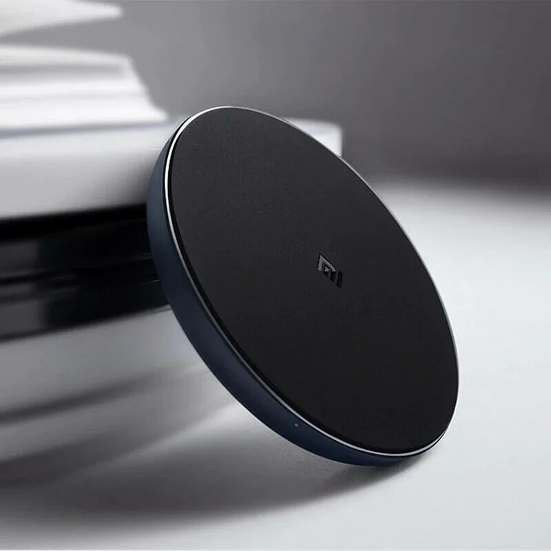 Bluetooth устройства xiaomi. Xiaomi 10w wireless charger. беспроводная зарядка xiaomi 10w. xiaomi wpc01zm. xiaomi mi wireless charging pad.