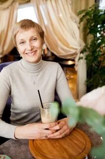 Хрусталева 24