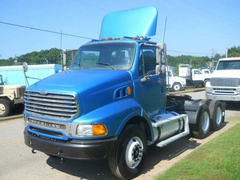 Sterling 9500. Sterling a-line. Американский самосвал стерлинг. Стерлинг тягач салон. Американские самосвалы sterling.