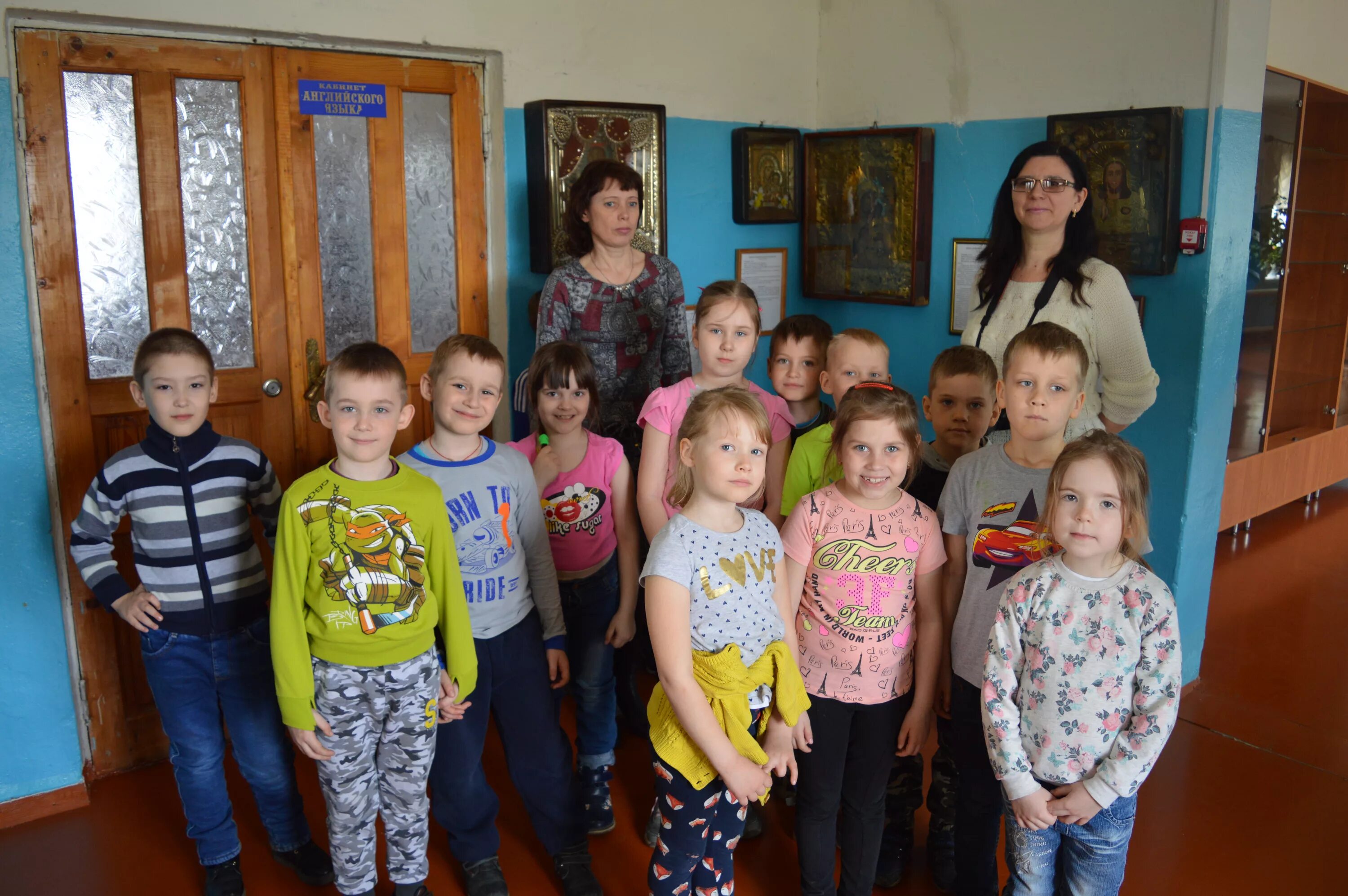 Социальный центр южный рославль. Реабилитационный центр теремок рославль. Реабилитационный центр теремок рославль. Детсад рославль. Рославльский теремок центр для детей.