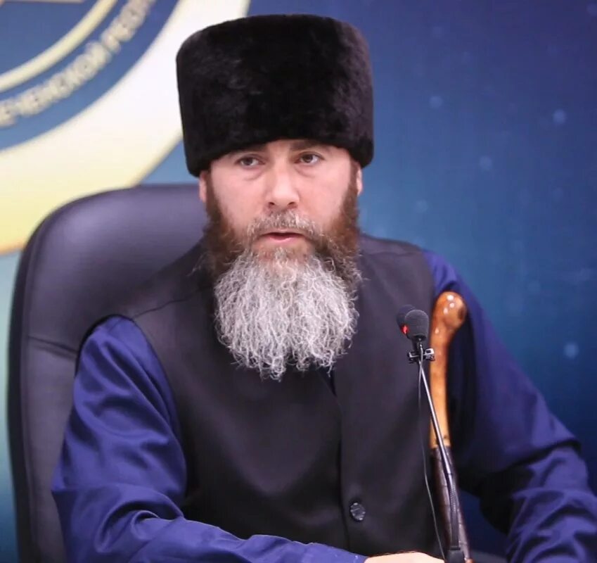 Муфтий чечни салах межиев. Муфтий чр салах-хаджи межиев. Межидов салахь. Салах межиев. Салах межиев муфтий.