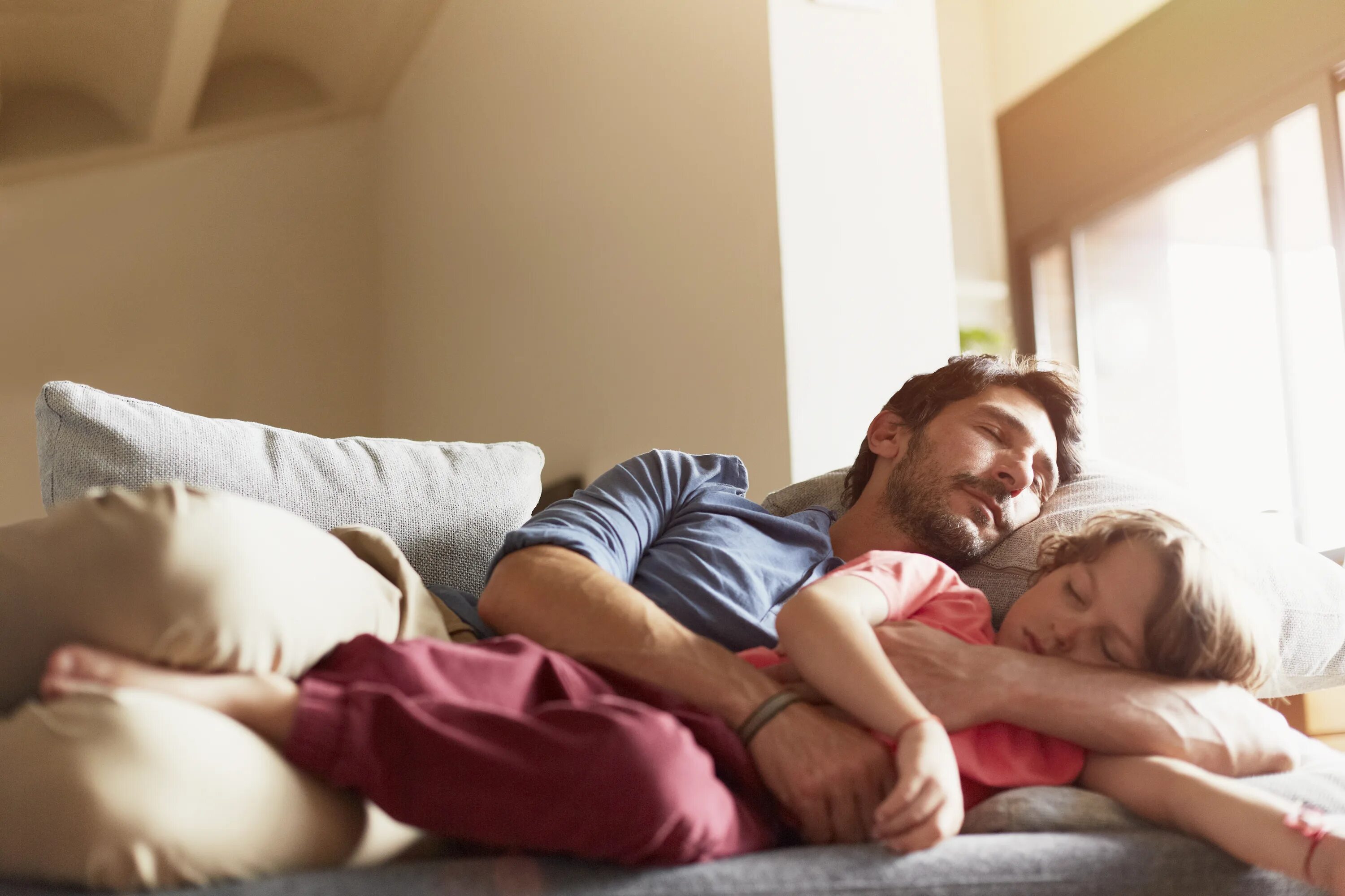 Father sleep daughter. To Sleep on lap. Father and son sleeping together. Father with Kids sleeping in Sofa. Asleep on Daddy's lap.