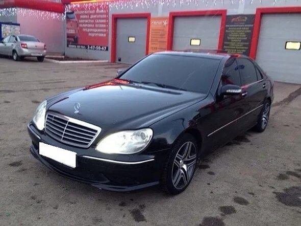 Мерседес 2005 купить. Мерседес Бенц с класс 2005 года. Mercedes-Benz s-class 2005. Мерс s class 2005. Мерседес с класс 2005г.